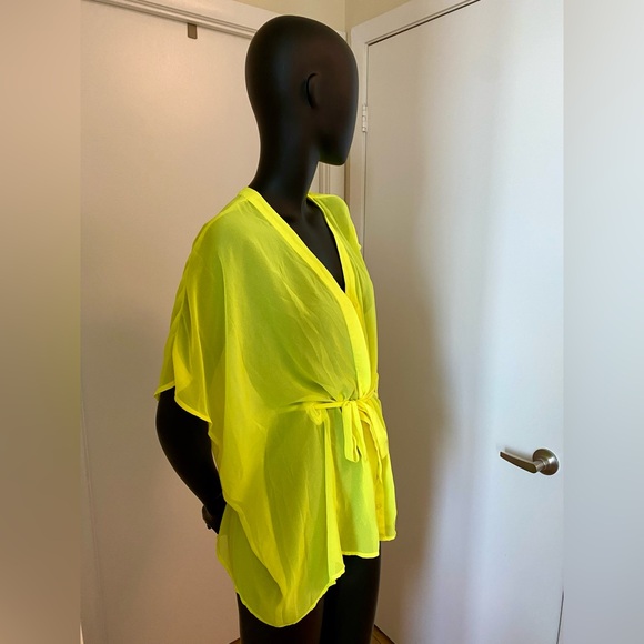 Luminous Yellow Beach Cover-Up - Picture 4 of 5